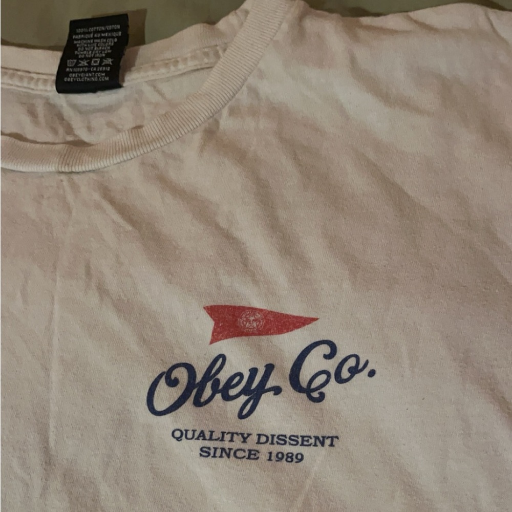 White Obey T-Shirt Size (M)edium